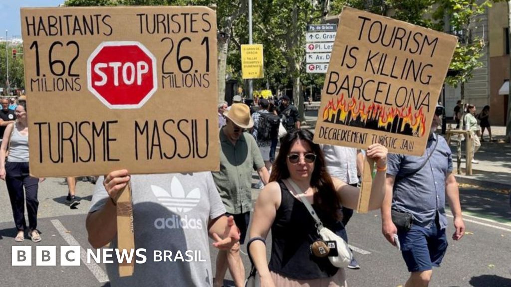 Os moradores de Barcelona que protestam contra excesso de turistas: 'Seu Airbnb era minha casa'