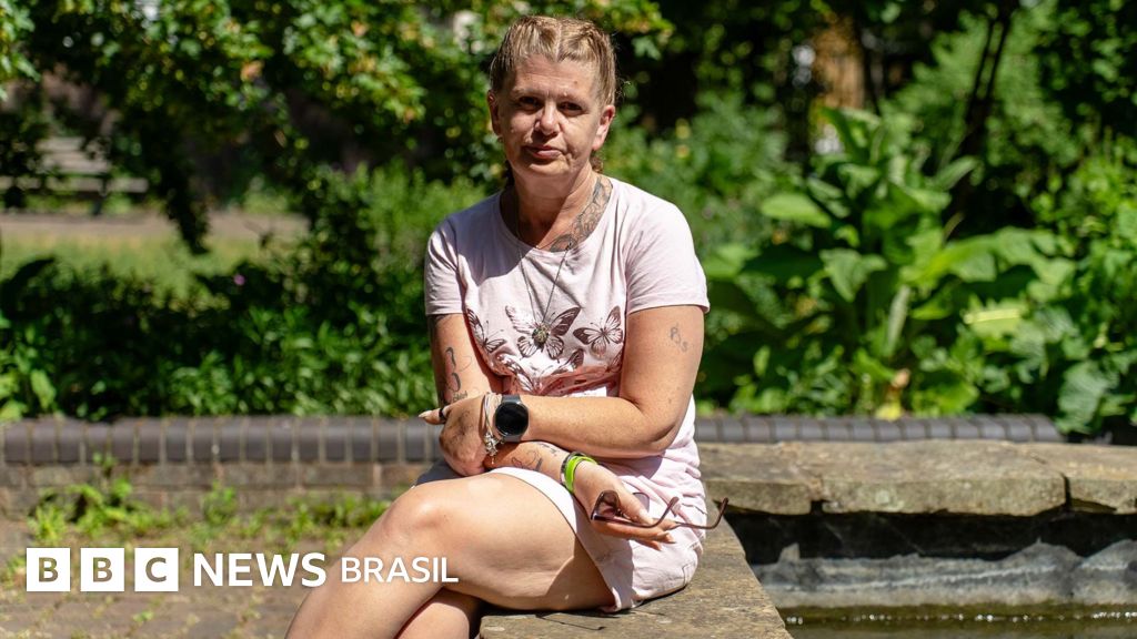 'Prisioneira dentro da própria casa': como casas d