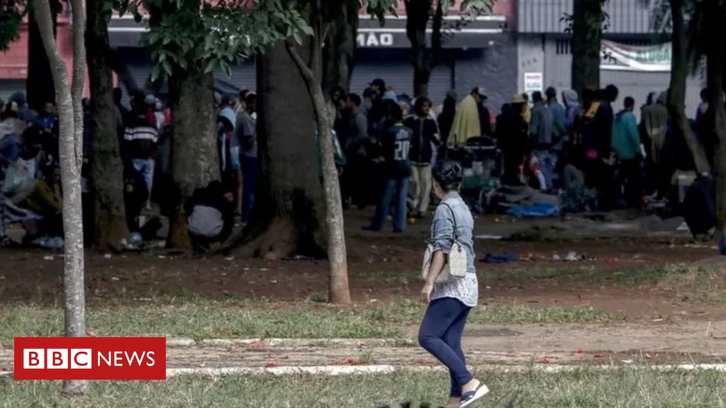 Grávidas na Cracolândia: jovens contam como vivem entre os filhos e a pedra  - Notícias - R7 São Paulo