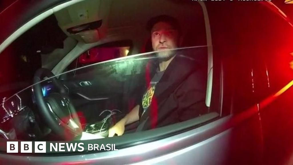 Polícia divulga vídeo de Justin Timberlake sendo preso por suspeita de dirigir bêbado