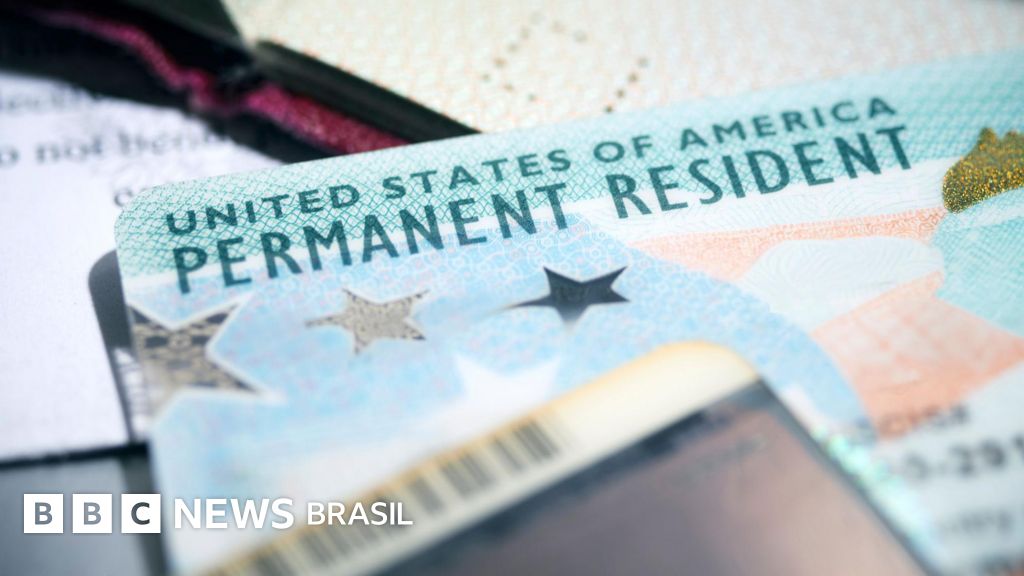 A frustração de brasileiros que querem viver nos EUA após suspensão de vistos de imigração: 'Foi como uma bomba no peito'