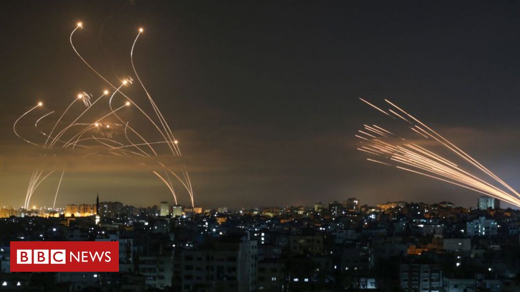 Conflito entre Israel e palestinos: a impressionante foto que mostra luta  entre Domo de Ferro de Israel e mísseis do Hamas - BBC News Brasil