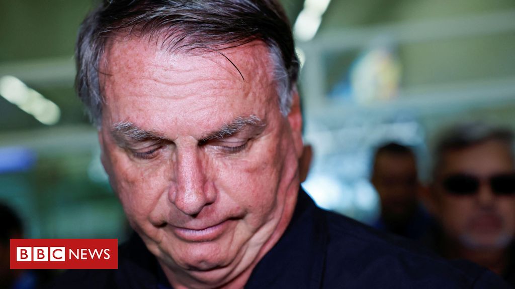 Bolsonaro denunciado pela PGR por tentativa de golpe de Estado: o que acontece agora no STF