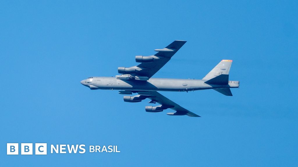 O que se sabe sobre queda de bombardeiro da Força Aérea dos EUA que deixou 8 mortos na Califórnia