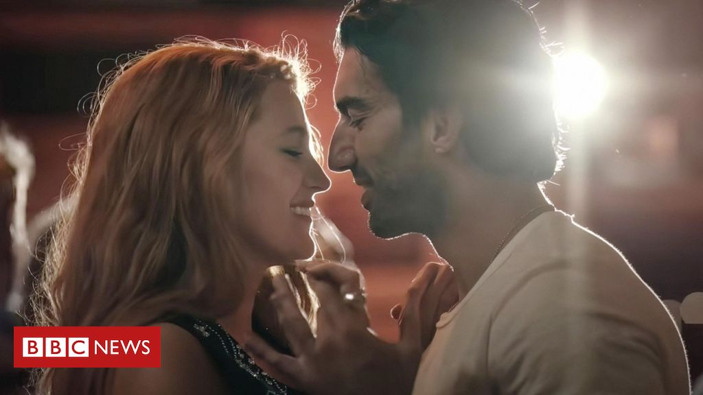 O que cena do bastidor de 'É assim que acaba' diz sobre polêmica entre Blake Lively e Justin Baldoni