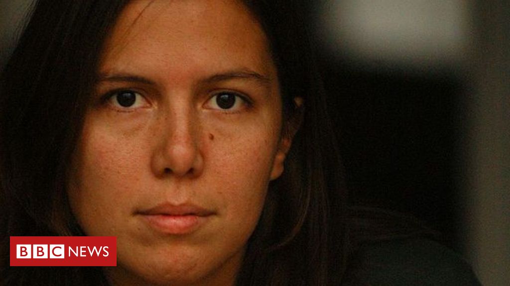 'Seu nome não é seu nome': como jovem descobriu que foi roubada pela ditadura na Argentina