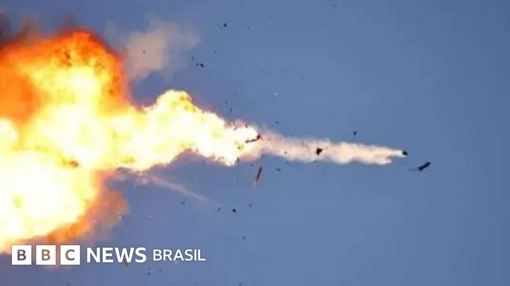 Israel ataca no Líbano e Hezbollah lança mísseis; o que se sabe até agora