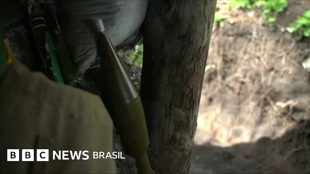 A vida na frente de batalha na Ucrânia: ‘Precisamos de mais armas’
