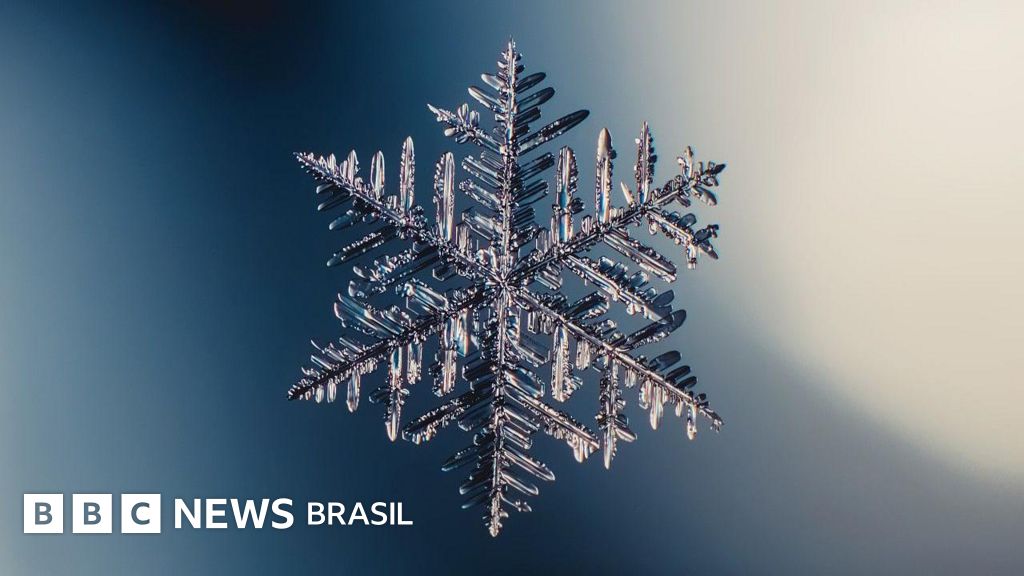 O que flocos de neve revelam sobre as leis que regem o Universo