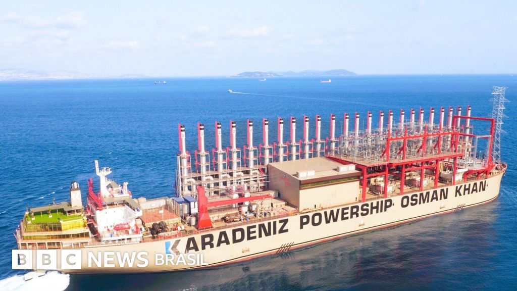 Usinas flutuantes são a solução para a crise energética na África?