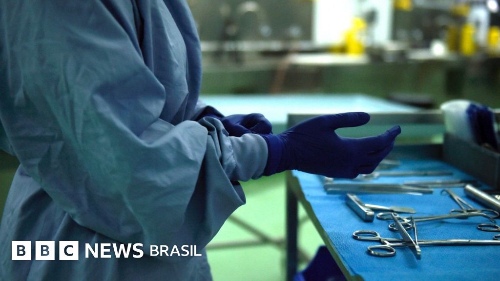 A médica legista que já realizou mais de 20 mil autópsias e revela o que acontece em cada fase da morte
