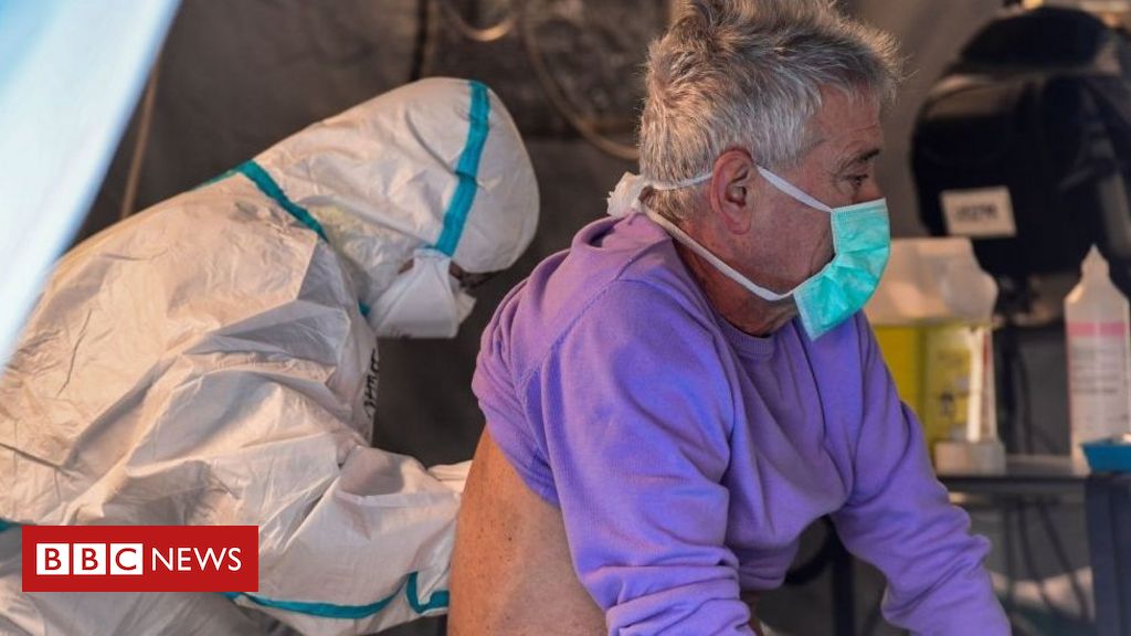 A campanha na Itália para que pacientes terminais com coronavírus possam dizer adeus a familiares