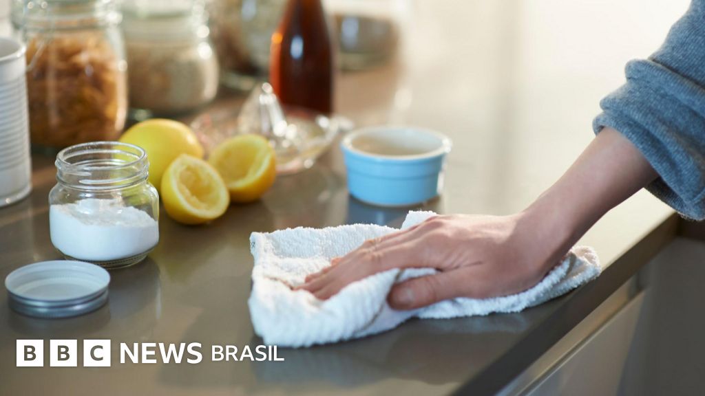 Bicarbonato de sódio funciona para limpeza, segundo a ciência?