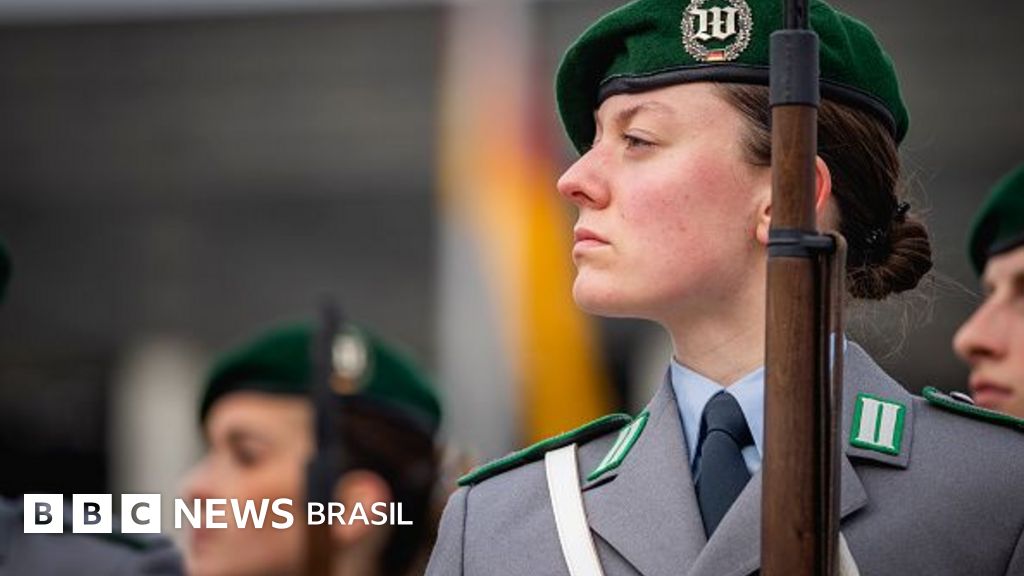 Como a ameaça da Rússia forçou a Alemanha a enfrentar tabu sobre forças militares