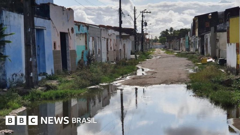 'Vocês precisam sair ou serão presos': as famílias obrigadas a deixar suas casas por risco de colapso de mina da Braskem em Maceió