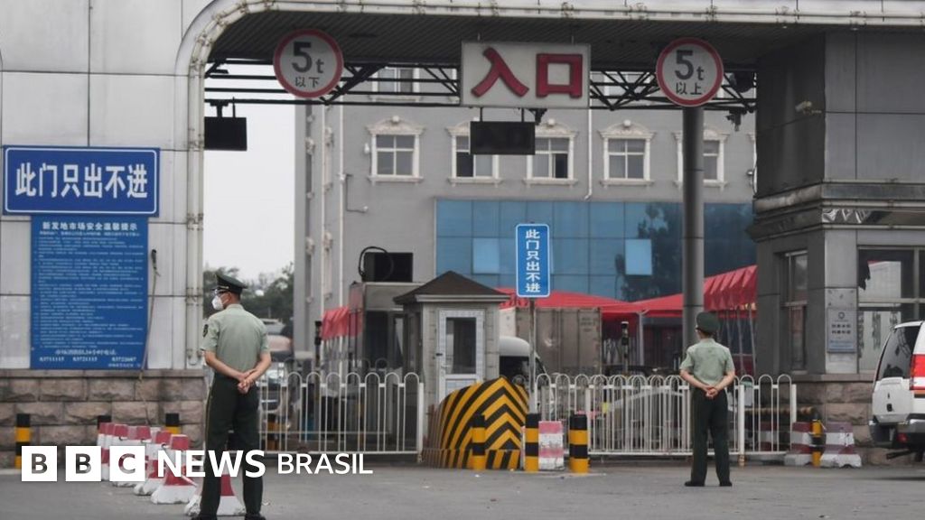 Coronavírus Pequim teme segunda onda de covid19 após surto em mercado