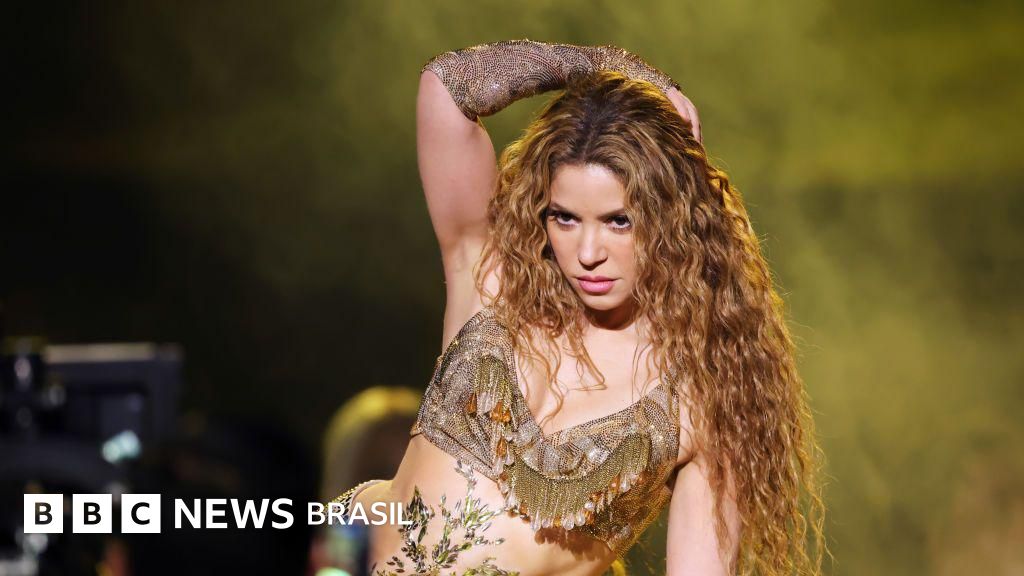 Shakira antes de Copacabana: estrela já fez show a R$ 5 em Uberlândia e foi jurada da Banheira do Gugu