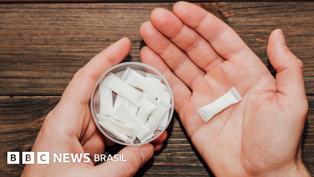 Por que moda de tomar sachês de cafeína para malhar preocupa especialistas