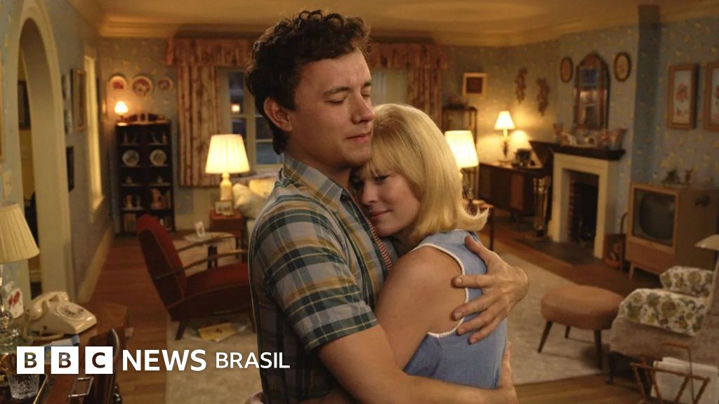 A preocupante tecnologia que rejuvenesceu Tom Hanks no filme 'Here'