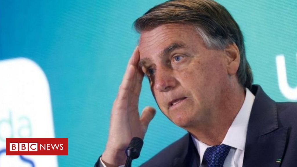 Bolsonaro na mira da PGR: procuradoria pede inclusão do ex-presidente em inquérito sobre invasões