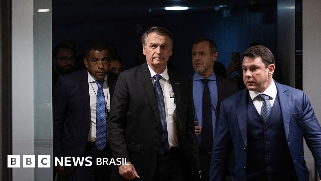 O que criminalistas dizem sobre decisão de Moraes contra Bolsonaro