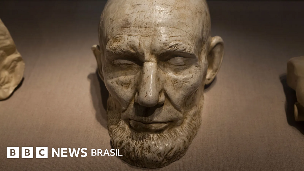 O antigo costume perdido de produzir máscaras de pessoas mortas