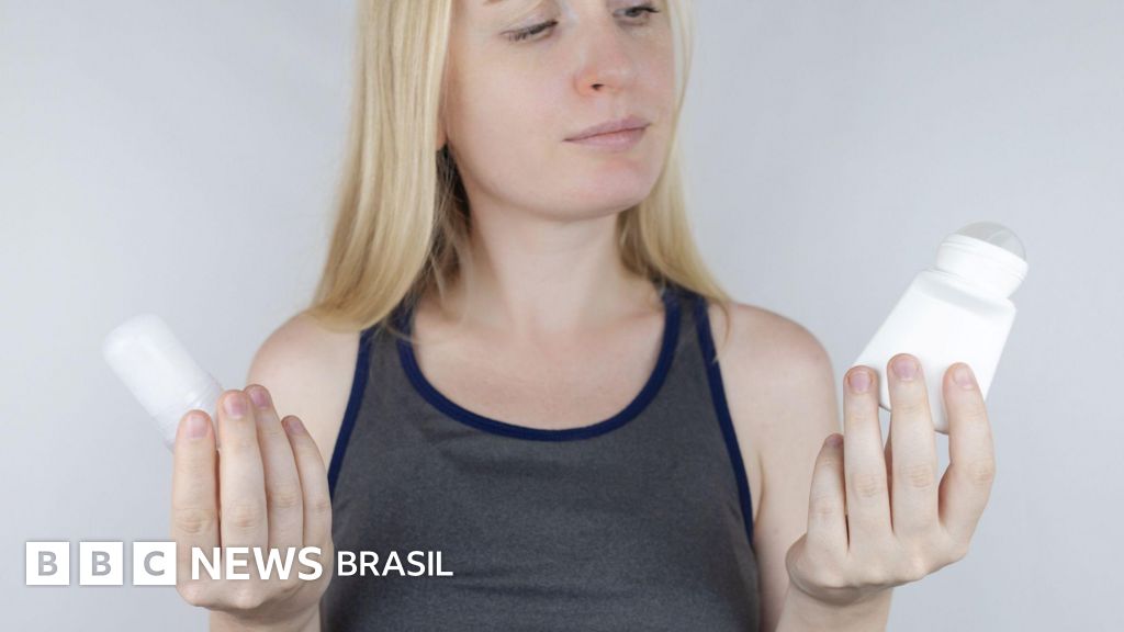 Desodorante natural ou antitranspirante: qual é mais saudável?