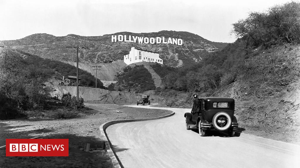 A surpreendente origem do letreiro de Hollywood que completa 100 anos (e não tem a ver com cinema)