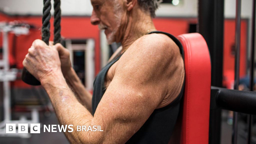 Por que você deve focar em ganhar músculos - e não em emagrecer - conforme fica mais velho