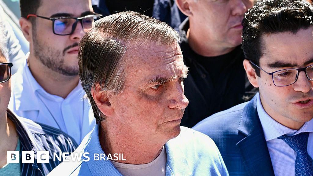 PF indicia Bolsonaro, Carlos e Ramagem por 'Abin paralela': entenda as acusações