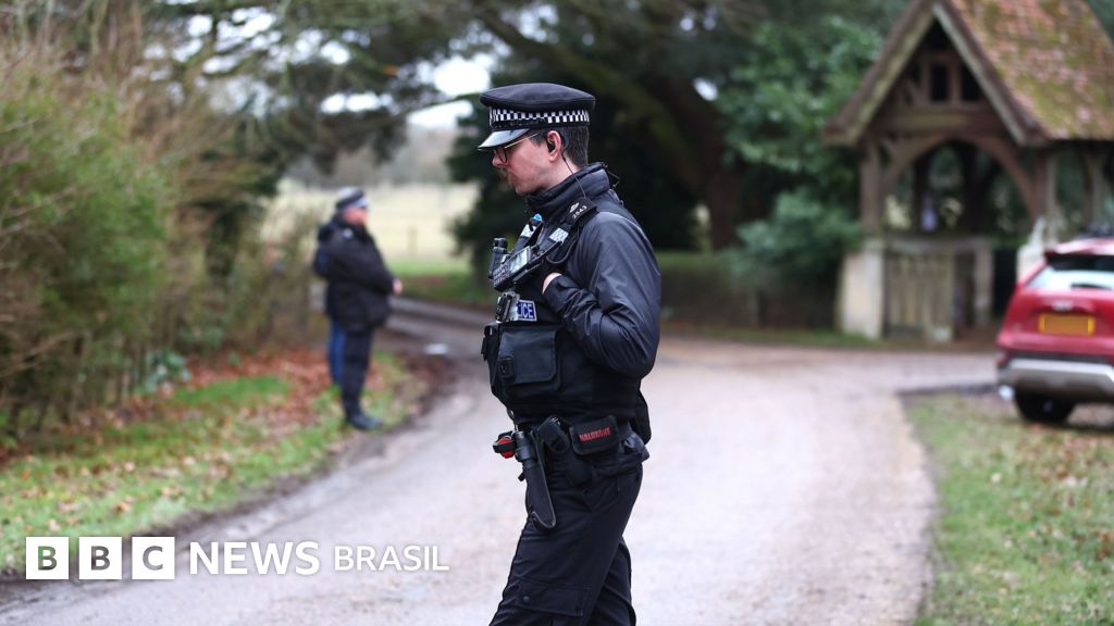 Arquivos de Epstein podem ser apenas 'ponta do iceberg' na investigação contra Andrew