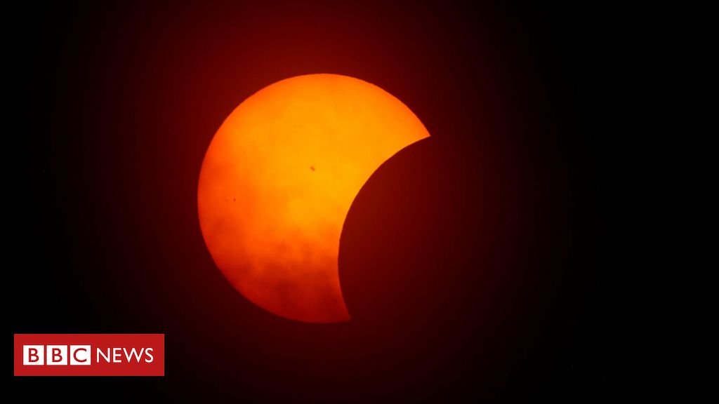 As fascinantes imagens do eclipse solar total na América do Norte