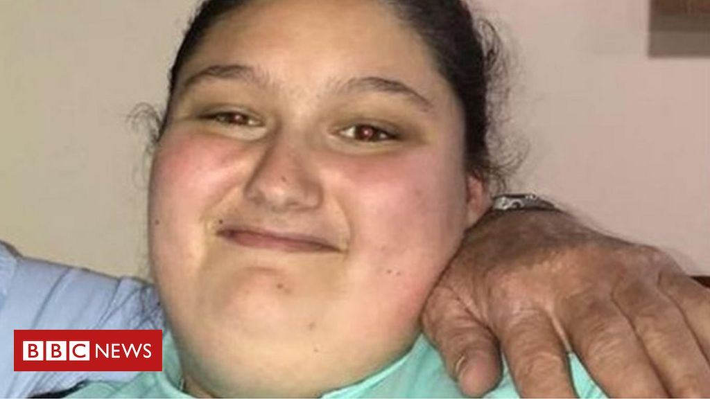 Una mujer británica fue declarada culpable de asesinato por no alimentar a su hija que murió de obesidad
