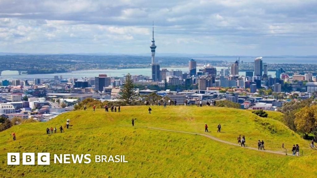 O labirinto de cavernas de lava vulcânica onde foi construída a maior cidade da Nova Zelândia