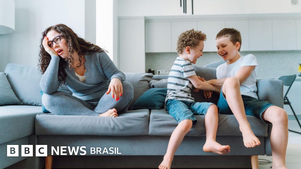 O que fazer se eu não gosto dos amigos dos meus filhos?