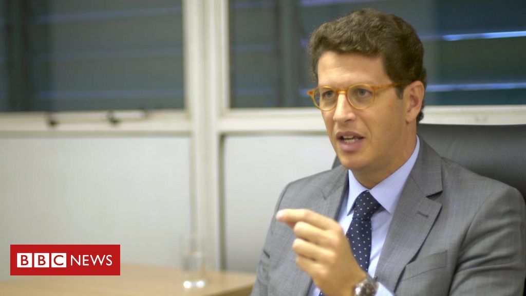 Amazônia precisa de 'soluções capitalistas', diz ministro do Meio Ambiente