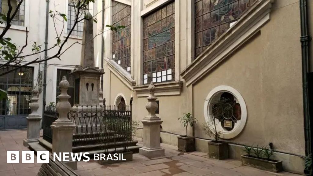 A história do alemão enterrado em faculdade de SP que fundou uma poderosa sociedade secreta