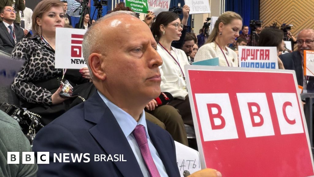 Correspondente da BBC na Rússia fala sobre 30 anos de cobertura no país, de convidado de programa de humor na TV a 'inimigo'