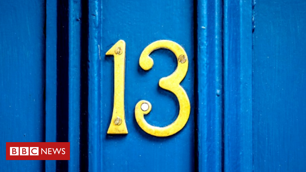 Por que tanta gente acredita que o número 13 dá azar?