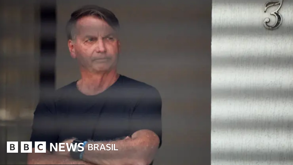 Cirurgia de Bolsonaro: três pontos sobre oitava cirurgia do ex-presidente desde facada