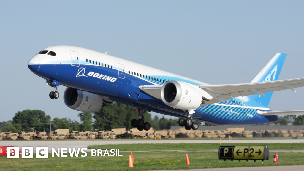 Queda de 787 na Índia reacende crise na Boeing em meio a prejuízo bilionário