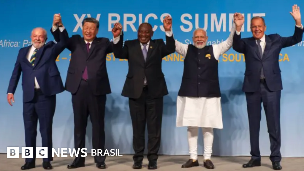 Brics é 'antiocidente'? Como se comporta o bloco
