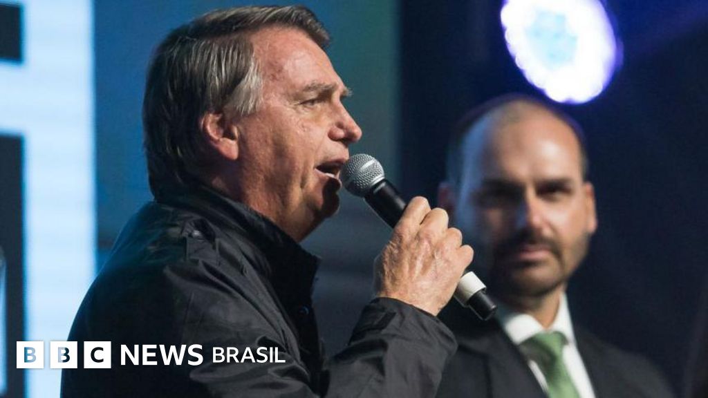 Asilo na Argentina, conversas com Malafaia e advogado de empresa de Trump: os argumentos da PF para indiciar Jair e Eduardo Bolsonaro