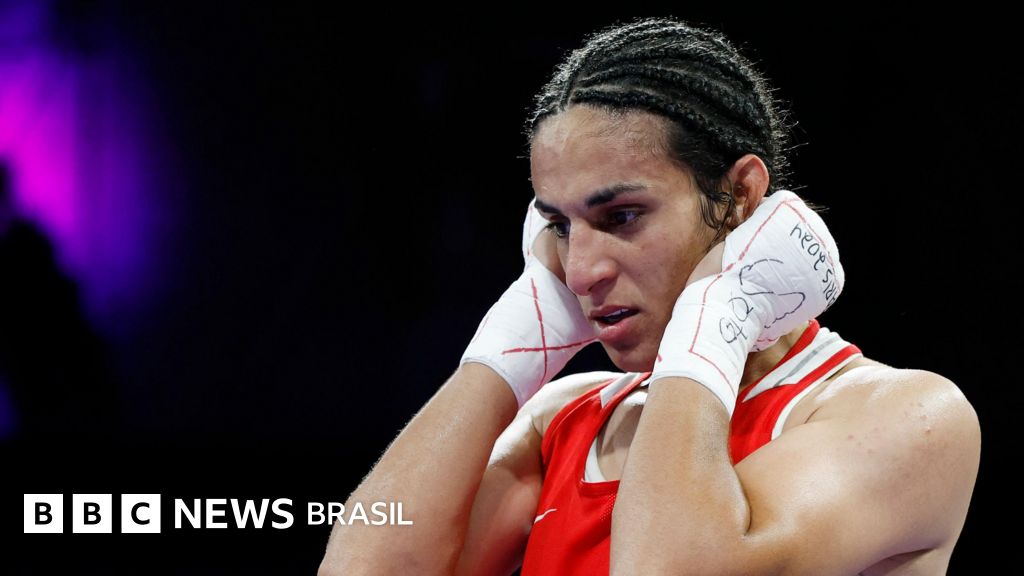 'Ela não se importa com rumores', diz família de boxeadora alvo de debate sobre gênero