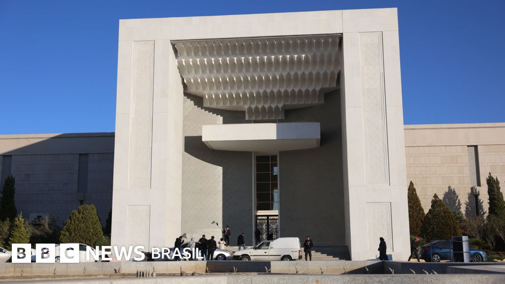 Por dentro da mansão de Bashar Al Assad, presidente deposto da Síria