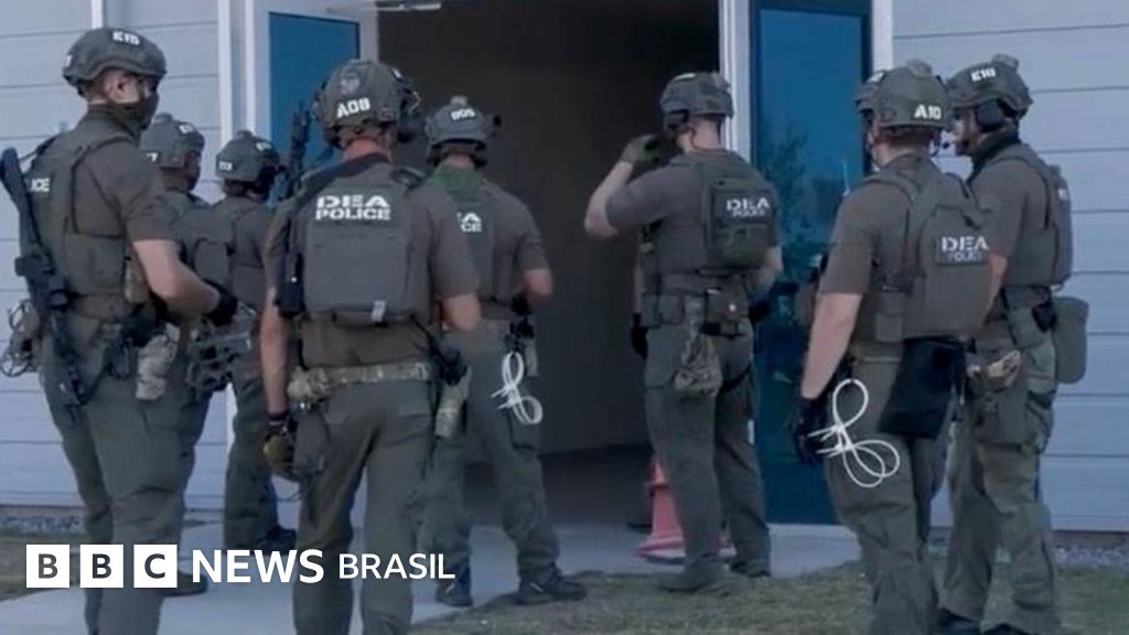 Como Coreia do Sul se prepara para responder à prisão de centenas de trabalhadores sul-coreanos nos EUA