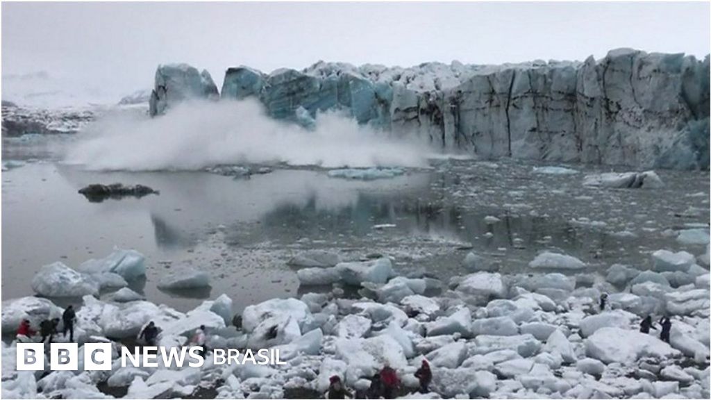 Parte de geleira se rompe na Islândia e força turistas a correr; veja