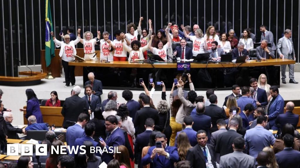 Fim da escala 6x1 é aprovada na Câmara e proposta vai ao Senado: 'Dia histórico'