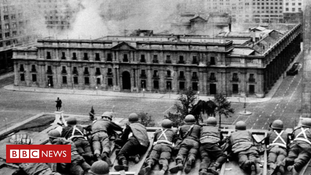 Chile: 50 anos após golpe militar, sociedade está desorientada, diz sociólogo