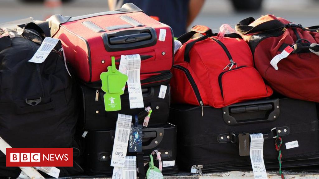 Como taxas de bagagem cobradas por empresas aéreas viraram negócio bilionário